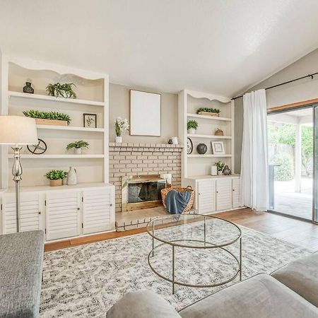 Stylish 3Br/2Ba Retreat W/ Pool! Dream Getaway Villa Fresno Eksteriør billede