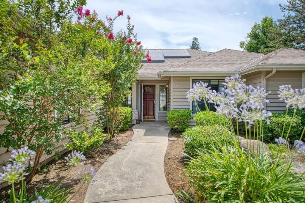 Stylish 3Br/2Ba Retreat W/ Pool! Dream Getaway Villa Fresno Eksteriør billede